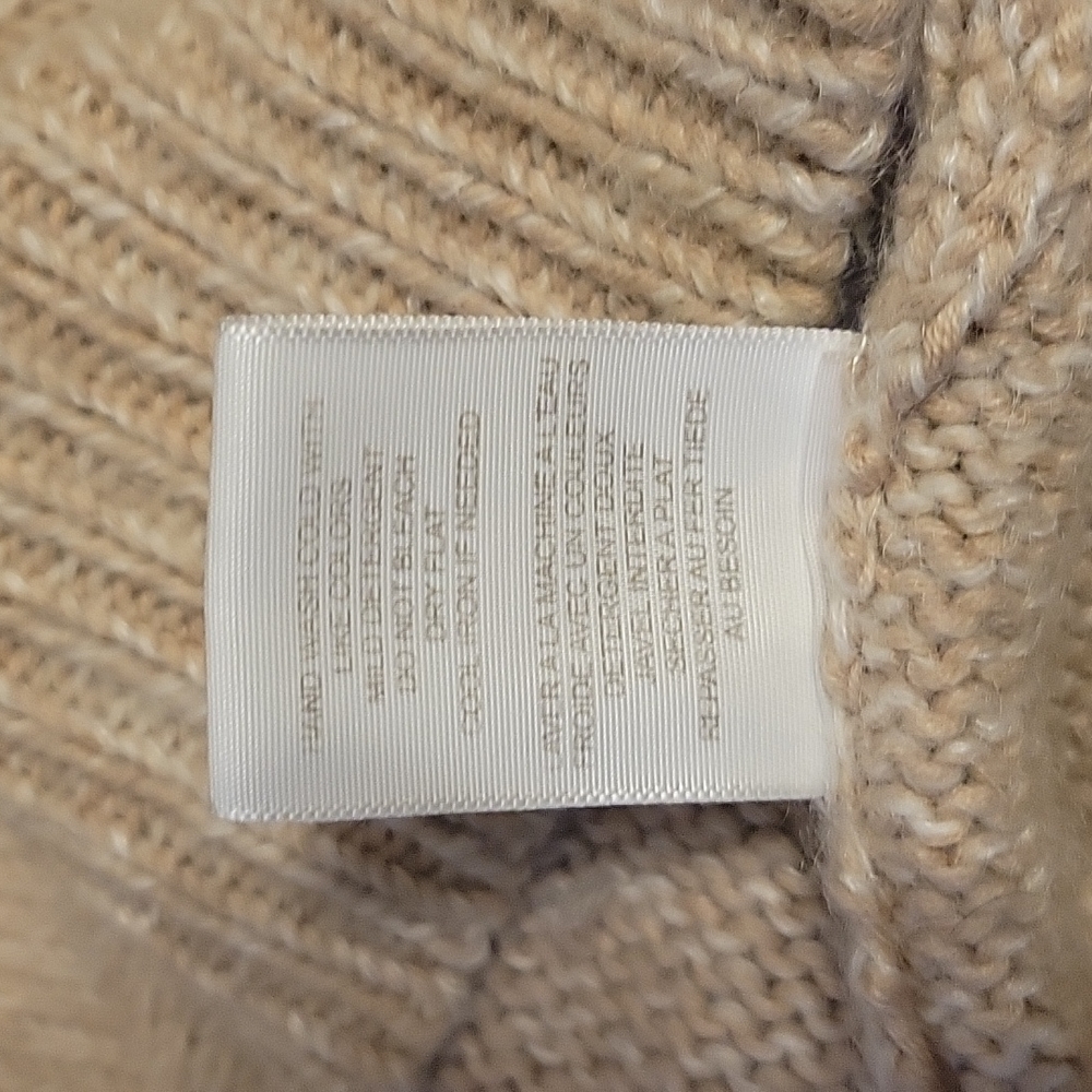 Sl LAB SWEATER (Bloomingdales) - Picture 7 of 7